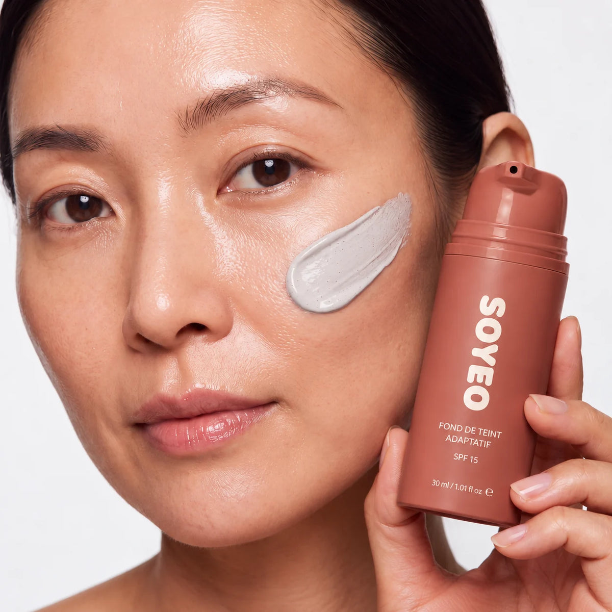 Fond de teint adaptatif anti-âge SOYEO