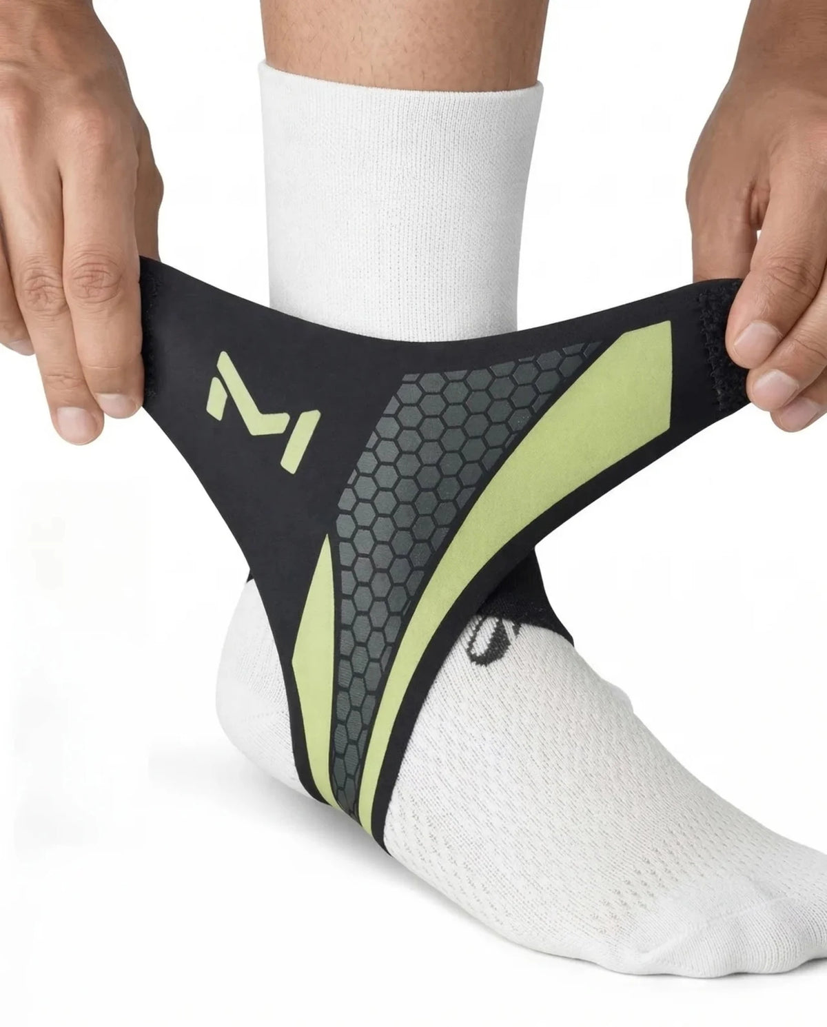 Stabilia - chevillère de soutien portée sur une chaussette